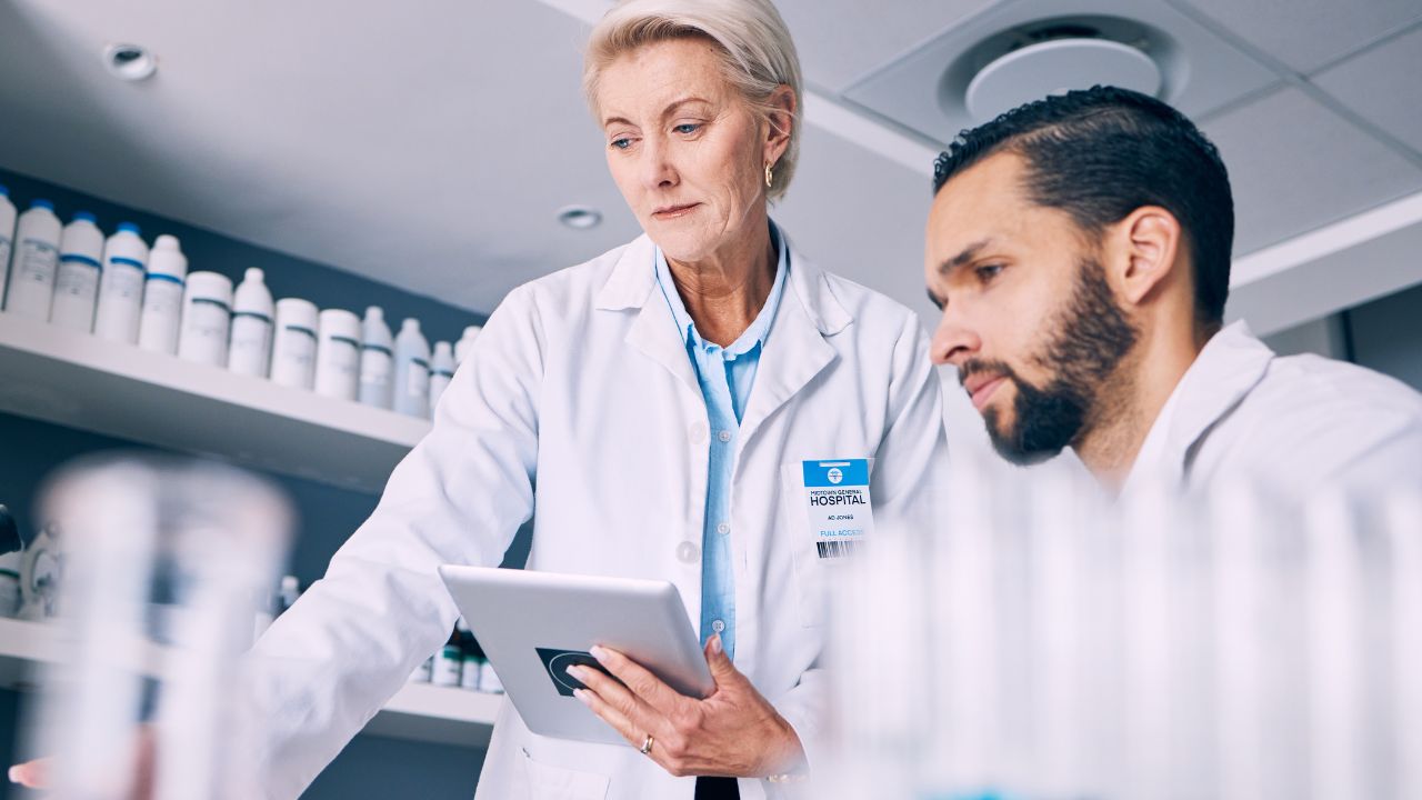 Serviços clínicos farmacêuticos