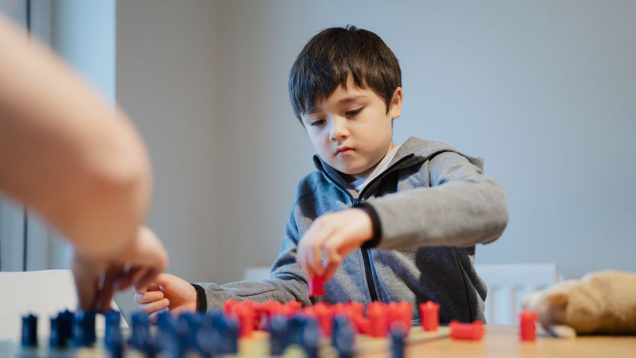 diferença entre ABA e outras terapias para autismo