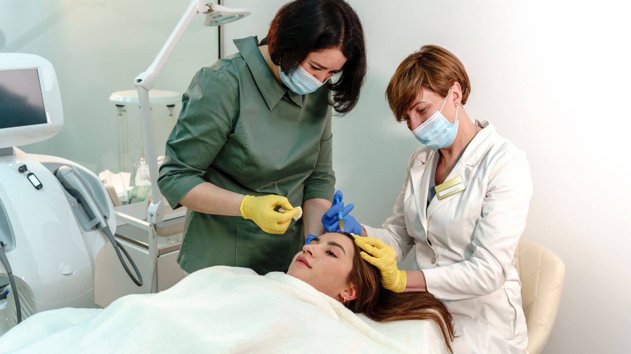 biomedicina estética salário