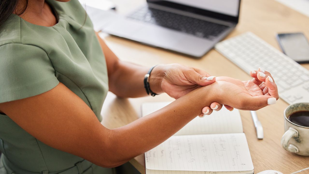 o que são riscos ergonomicos​