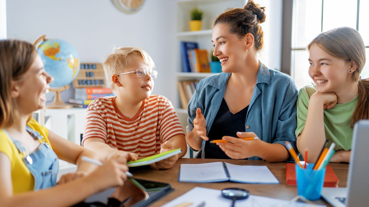  Educação Especial Inclusiva e Transtorno do Espectro Autista (TEA) 