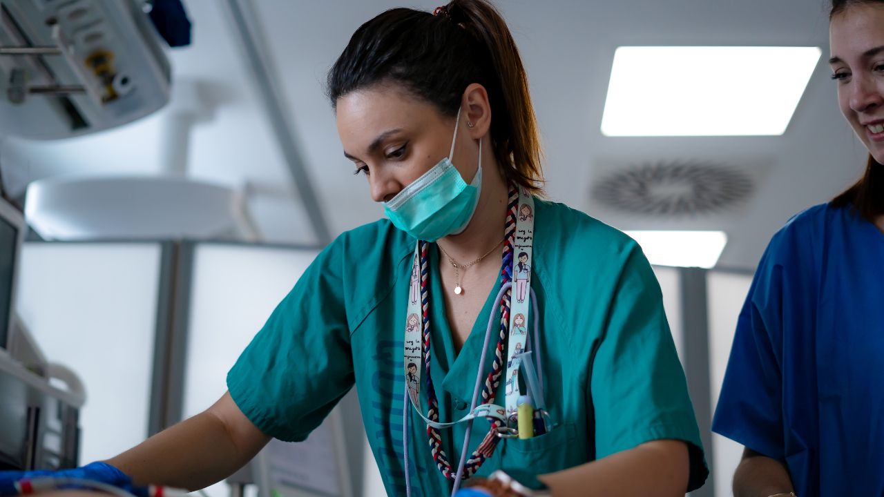 especialização em uti para técnico de enfermagem