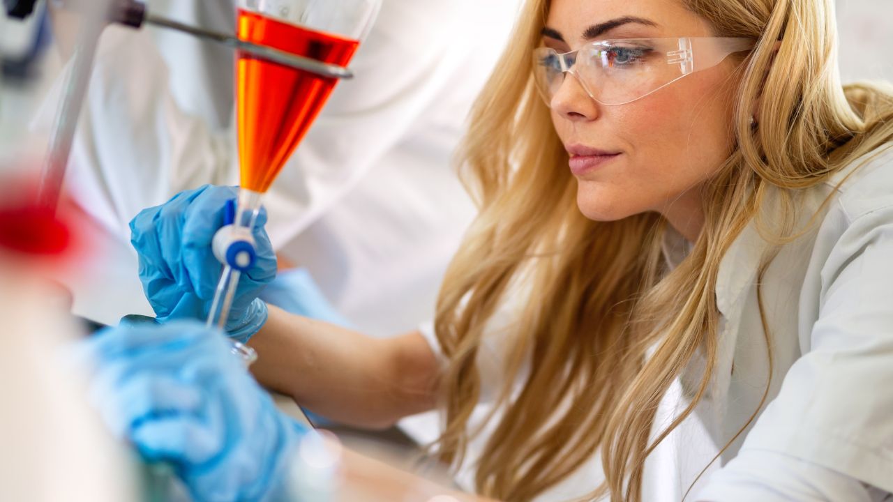 imagem sobre Bioquímica e Fisiologia Humana: guia completo sobre a especialização!