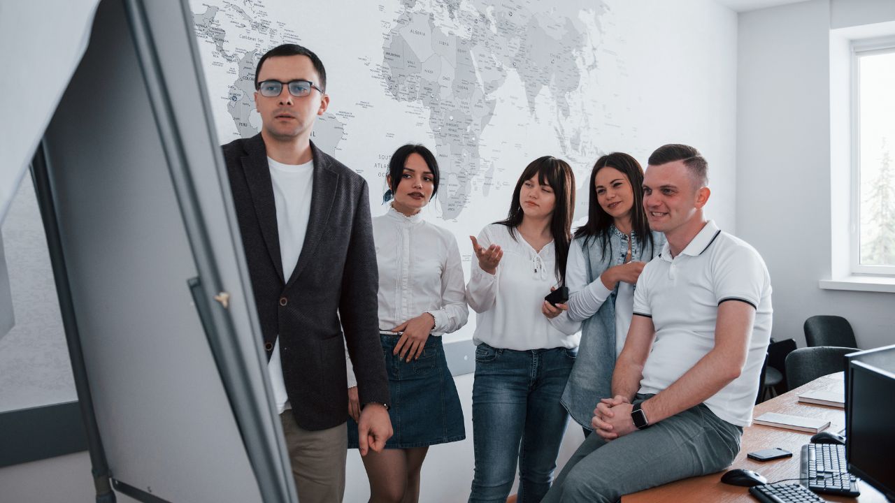 imagem sobre Glocalização: saiba o que é, importância e exemplos