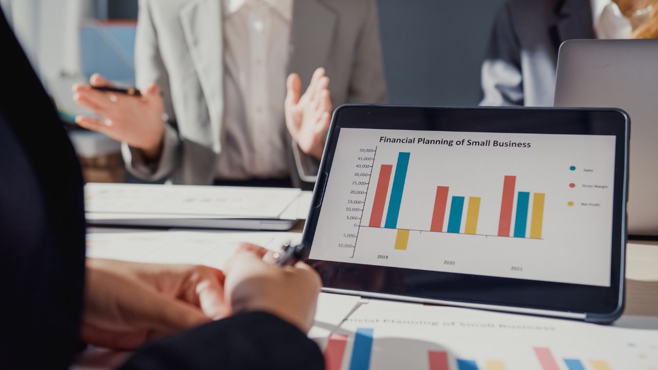 MBA Executivo em Gestão Competitiva e Business Intelligence MBA Executivo em Gestão Competitiva e Business Intelligence