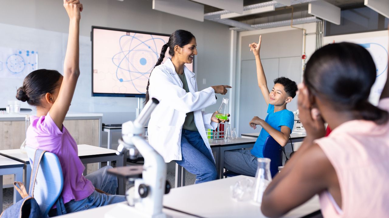 imagem sobre O que define a verdadeira inovação na educação​? Saiba aqui!