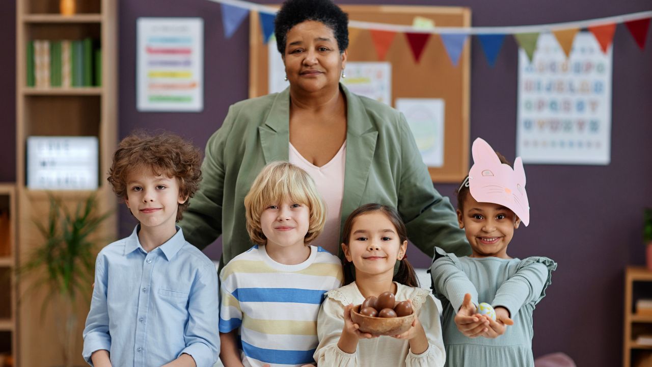 imagem sobre Quanto ganha um professor de educação infantil?