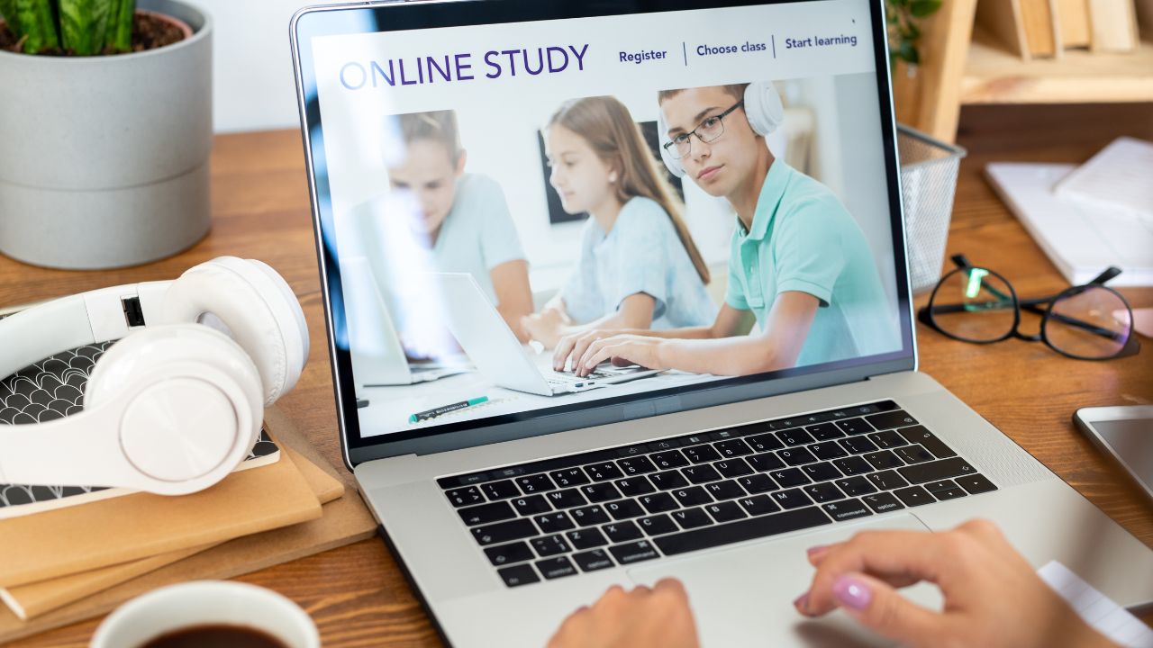 o que é o ensino híbrido o que é o ensino híbrido