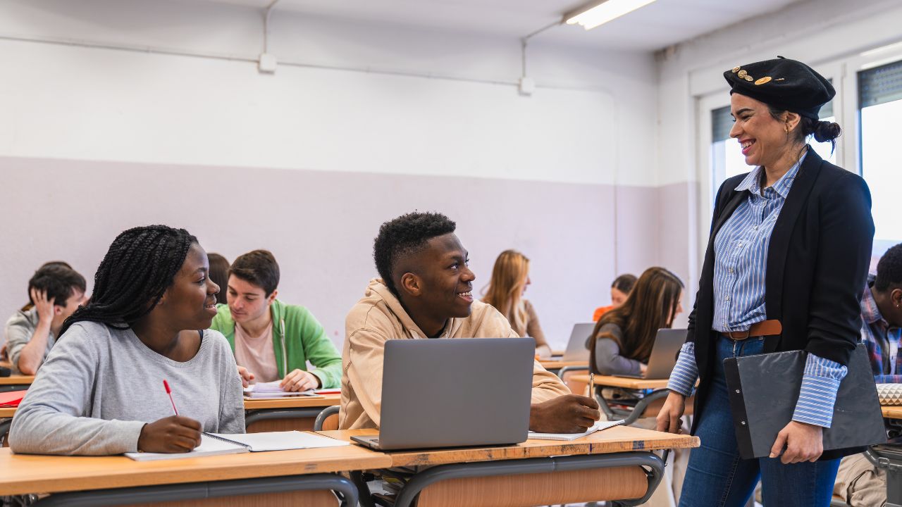 Como escolher a melhor educação profissional Como escolher a melhor educação profissional