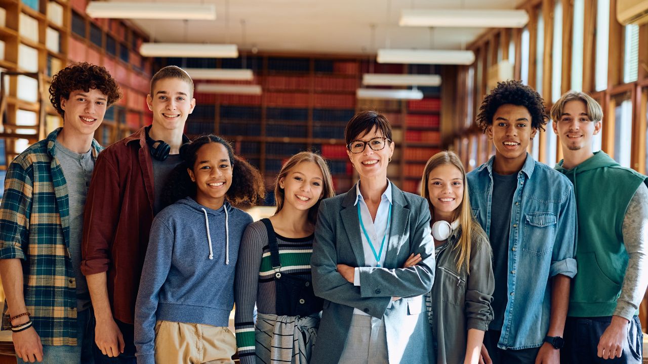 Ensino Médio Completo