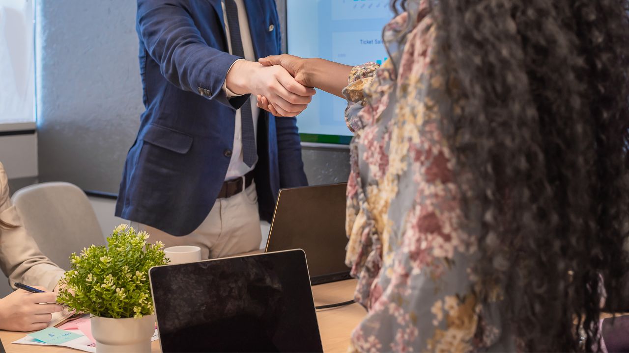 como agradecer um feedback positivo de um cliente