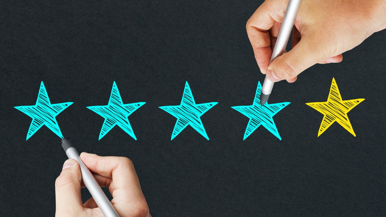 o que é uma análise crítica de um texto