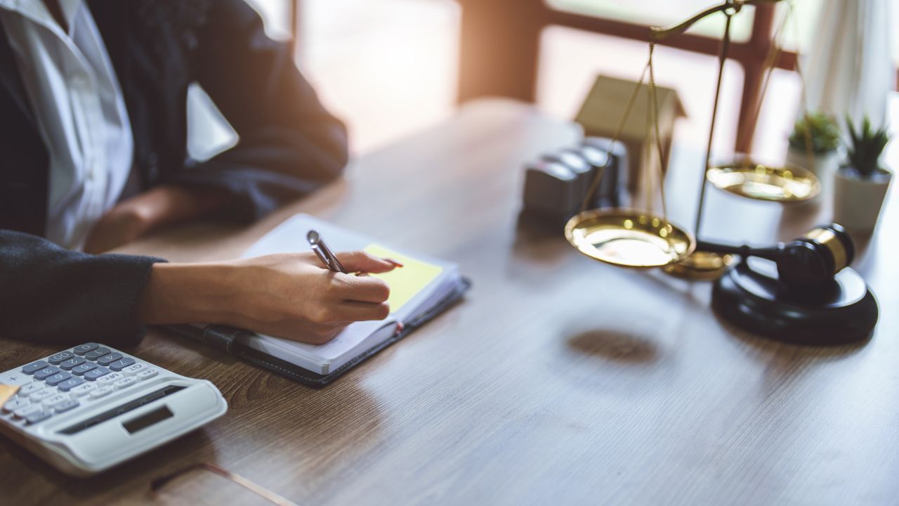 direito tributário salário do advogado