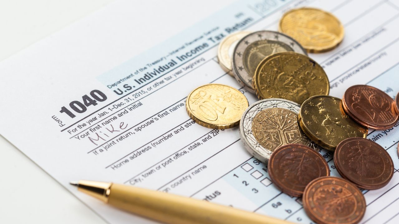 o que faz um advogado de direito tributário