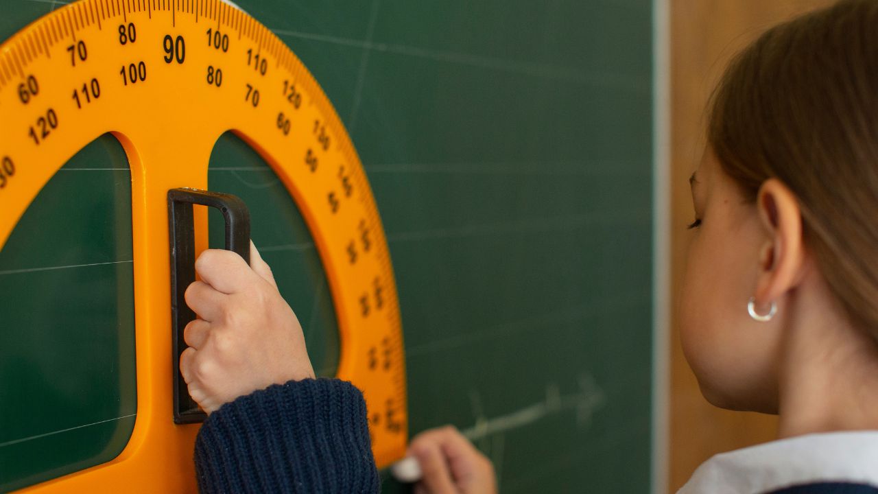 artigo sobre tópicos especiais em matemática artigo sobre tópicos especiais em matemática