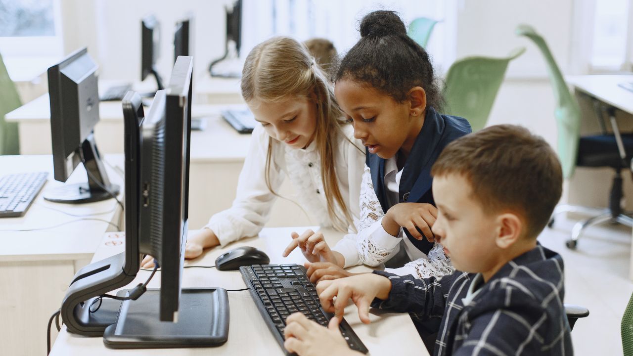 o que é tecnologia educacional