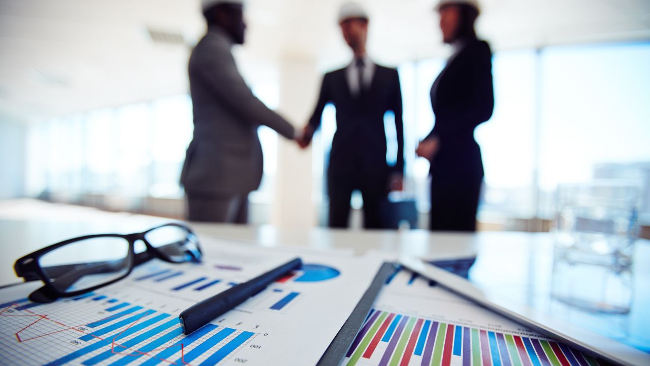 Finanças Corporativas e Mercado Financeiro