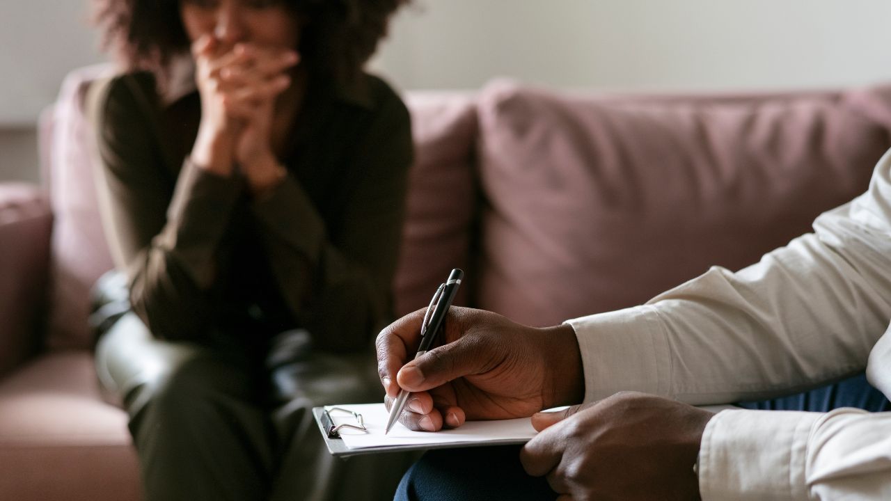 Psicanálise e Saúde Mental: como compreender o sujeito, o sofrimento psíquico e as redes de cuidado